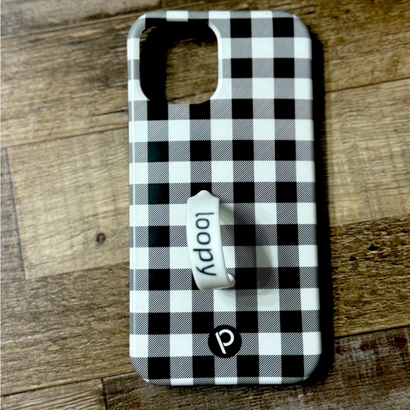 iPhone 12 loopy case - Picture 1 of 1